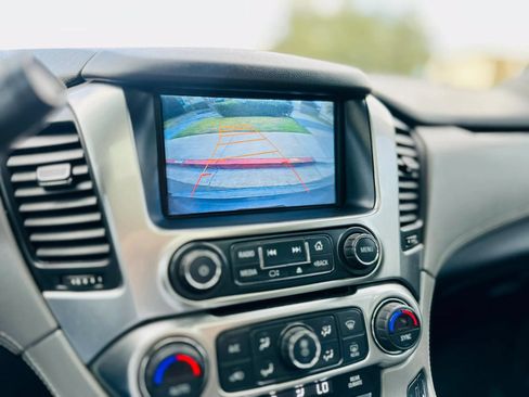 Used 2017 Chevrolet Tahoe LT RWD image 17
