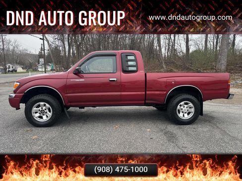 Used 1998 Toyota Tacoma 4x4 Xtracab V6 image 1