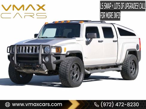 Used 2009 HUMMER H3T Alpha image 1