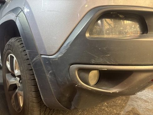 Used 2016 Jeep Cherokee Trailhawk w/ Leather Interior Group image 6