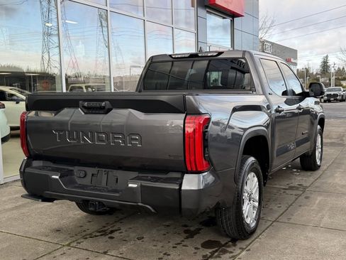 Used 2025 Toyota Tundra SR5 image 8