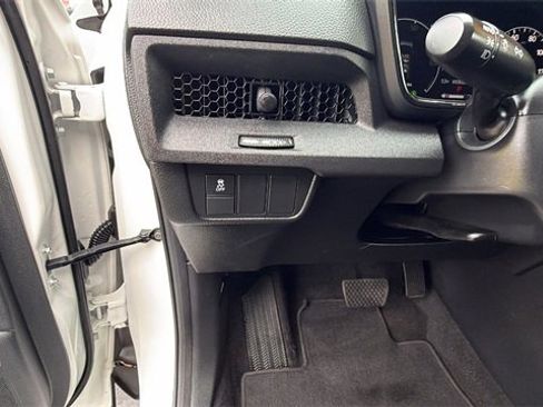 Used 2023 Honda CR-V Sport image 30