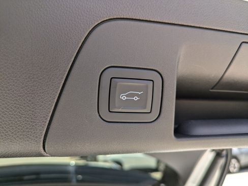Used 2024 Buick Envision Sport Touring AWD/4WD image 12