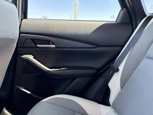New 2026 MAZDA CX-30 Aire Edition image 19