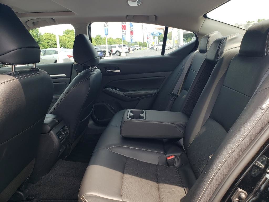 Used 2024 Nissan Altima 2.5 SL AWD/4WD image 13
