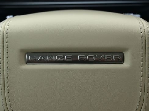 Used 2025 Land Rover Range Rover Long Wheelbase SE AWD/4WD image 20