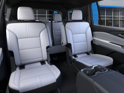 New 2026 Chevrolet Traverse High Country image 17
