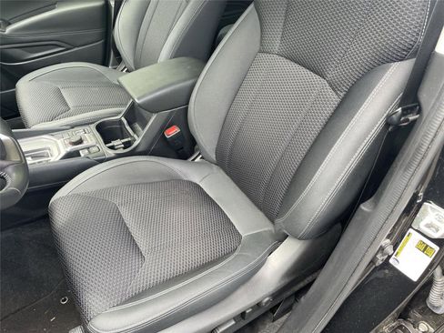 Used 2023 Subaru Forester Premium AWD/4WD image 12