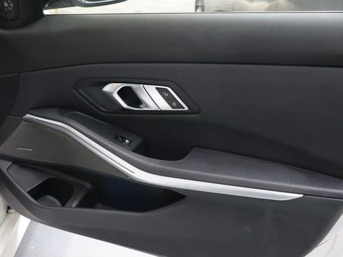 Used 2021 BMW 330i Sedan w/ Convenience Package image 11