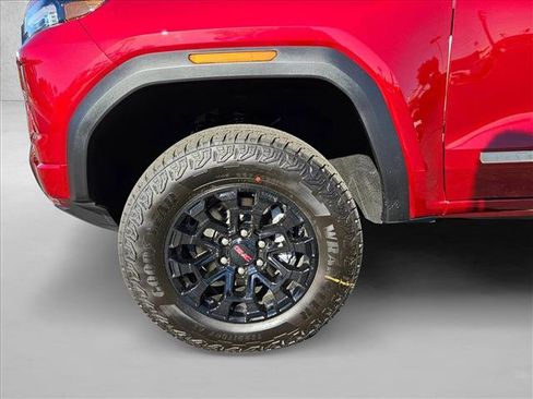 New 2026 GMC Canyon Elevation w/ Technology Package image 10