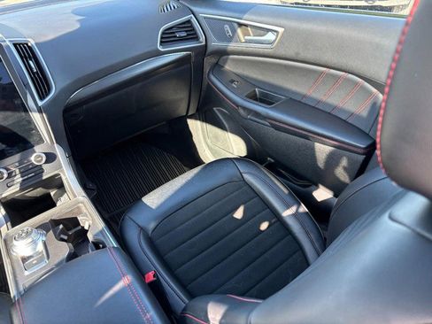 Used 2023 Ford Edge ST-Line image 15