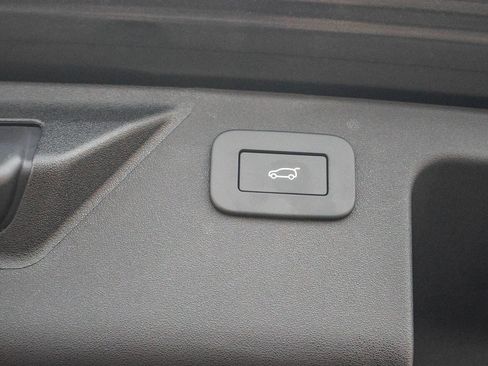 New 2026 Land Rover Discovery Sport Landmark AWD/4WD image 27