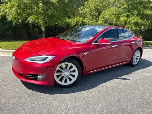 Used 2016 Tesla Model S AWD image 11