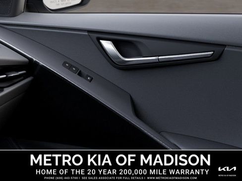 New 2026 Kia Niro LX FWD image 25