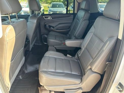 Used 2020 GMC Yukon XL Denali w/ Denali Ultimate Package AWD/4WD image 31