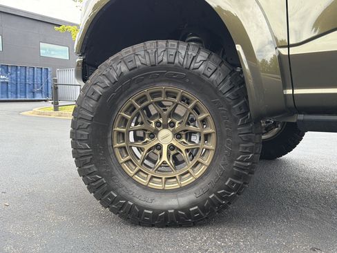 Used 2025 Ford F150 Raptor w/ Equipment Group 803A Raptor R AWD/4WD image 15