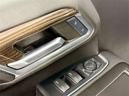 Used 2024 Chevrolet Silverado 2500 LT image 17