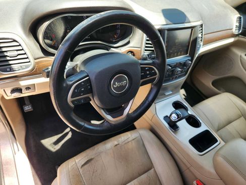 Used 2014 Jeep Grand Cherokee Limited RWD image 2