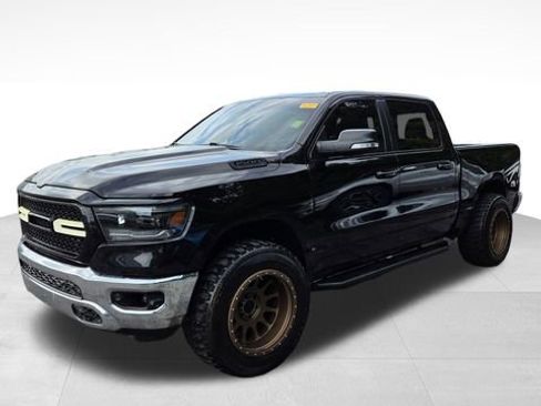 Used 2019 RAM 1500 Big Horn AWD/4WD image 1