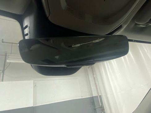 Used 2022 Volvo XC60 B5 Momentum w/ Advanced Package image 27