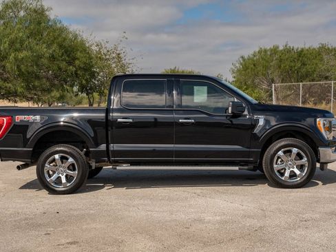 Used 2022 Ford F150 XLT w/ Equipment Group 302A High image 8