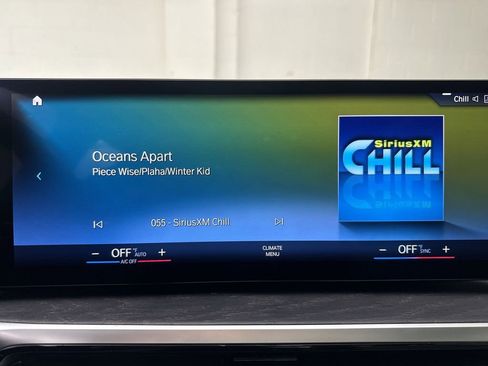 Certified 2023 BMW 330i xDrive Sedan w/ Driving Assistance Package image 17