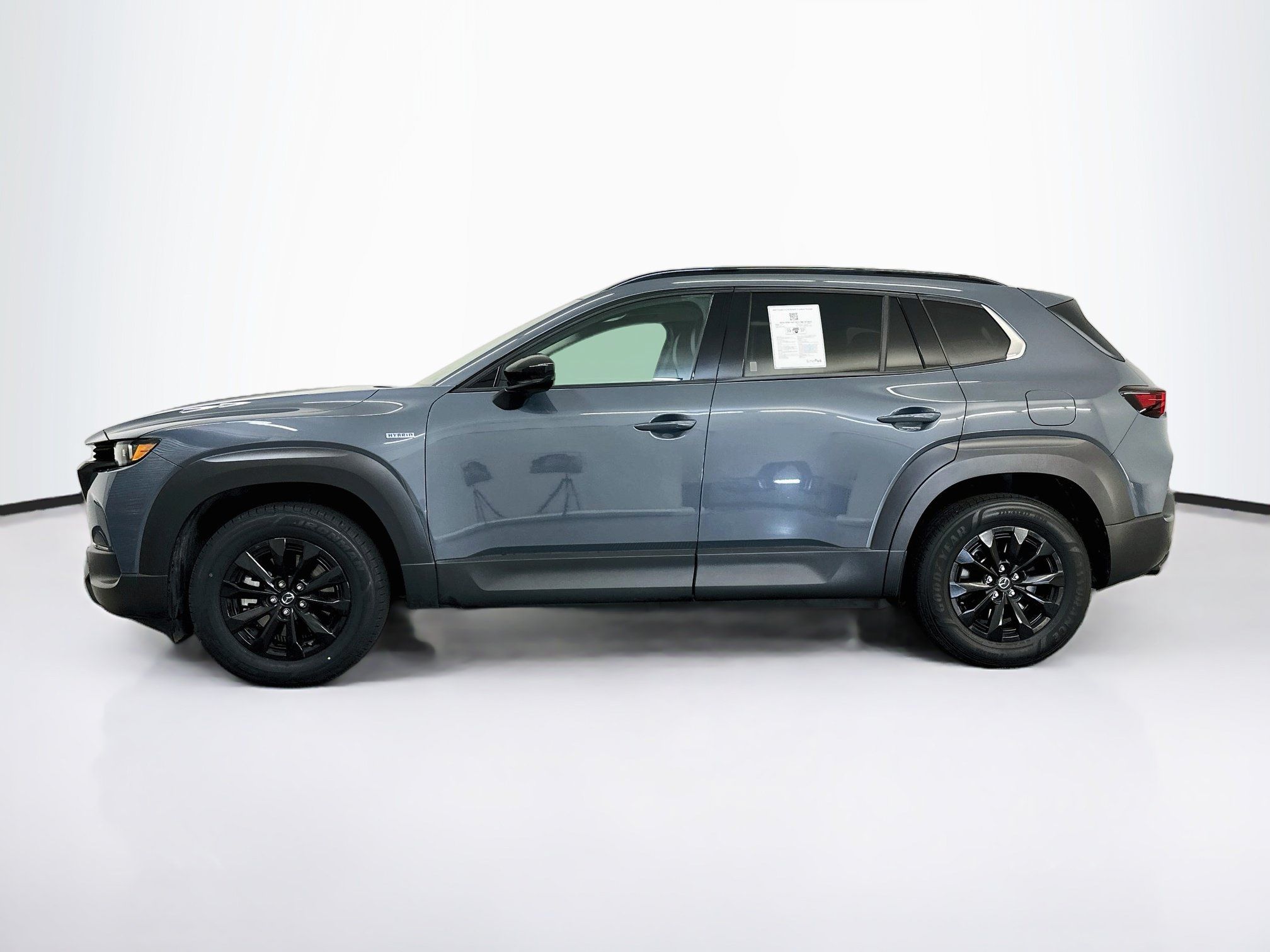 Used 2025 MAZDA CX-50 AWD 2.5 Hybrid w/ Premium Pkg image 4