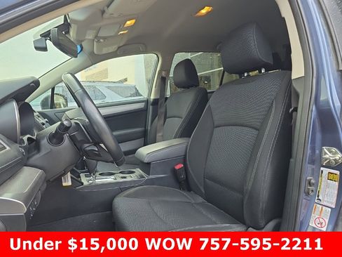 Used 2018 Subaru Outback 2.5i Premium image 9