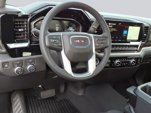 New 2026 GMC Sierra 2500 SLE AWD/4WD image 5
