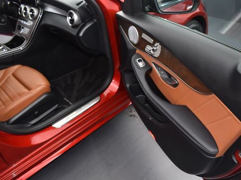 Used 2021 Mercedes-Benz C 300 4MATIC Sedan image 22