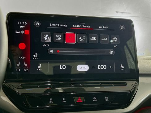 Used 2024 Volkswagen ID.4 S image 23