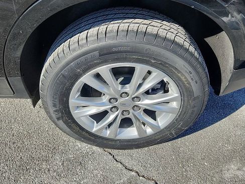 New 2026 Cadillac XT5 Luxury image 5