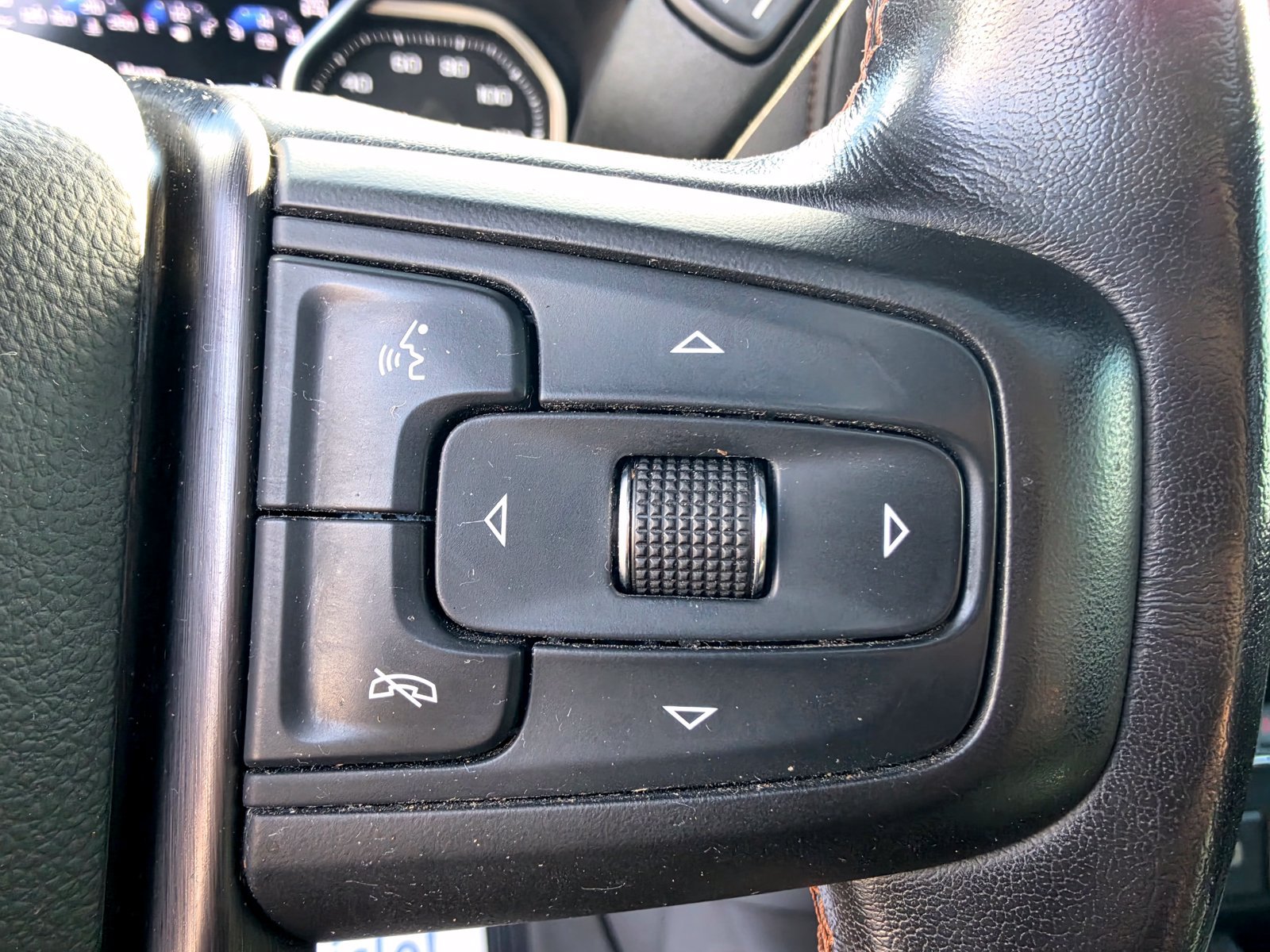 Used 2019 GMC Sierra 1500 AT4 w/ AT4 Premium Package AWD/4WD image 17