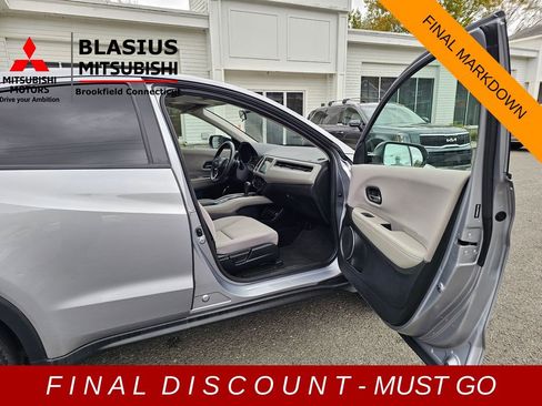 Used 2018 Honda HR-V EX image 12