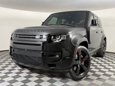 Used 2022 Land Rover Defender 110 X AWD/4WD image 1