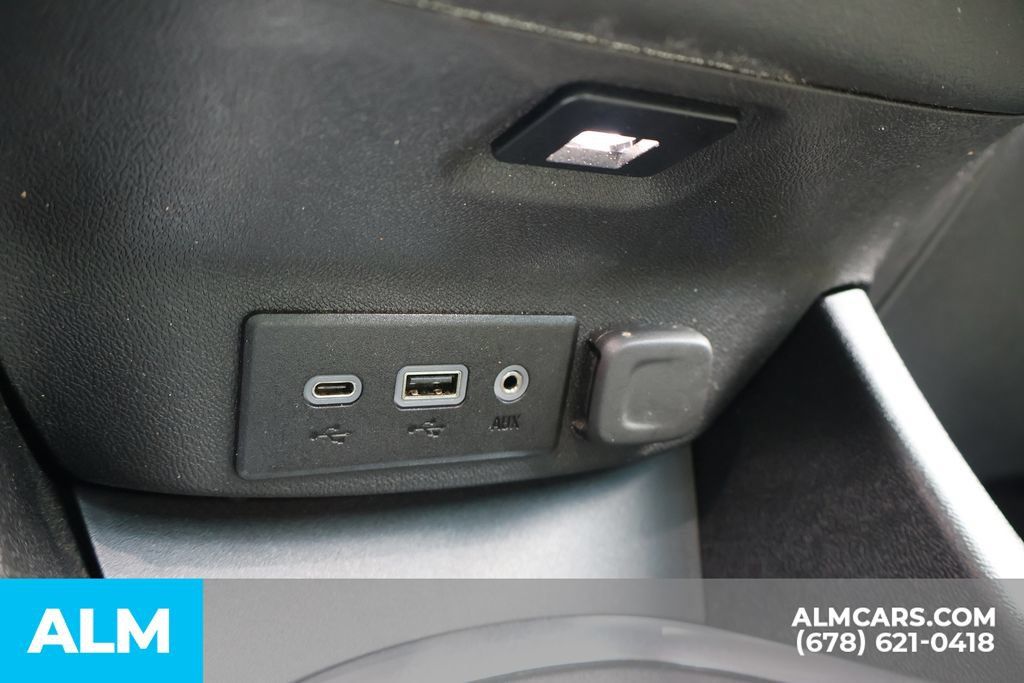 Used 2024 Chevrolet Malibu LT FWD image 33