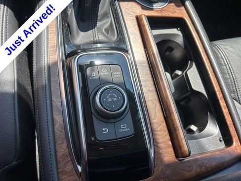Used 2024 Nissan Armada SL AWD/4WD image 28