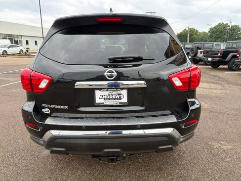 Used 2020 Nissan Pathfinder S FWD image 4