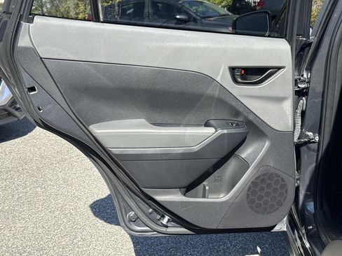 Certified 2025 Subaru Crosstrek 2.0i Premium image 11