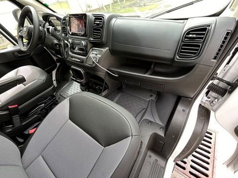 New 2024 RAM ProMaster 3500 w/ Convenience Group image 16