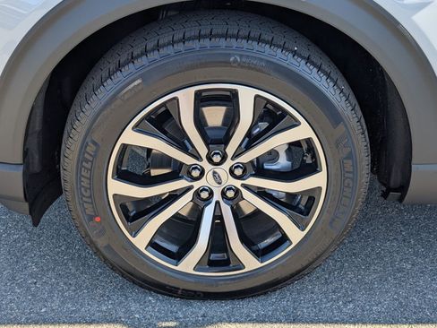 New 2026 Ford Explorer ST-Line w/ Premium Package RWD image 13