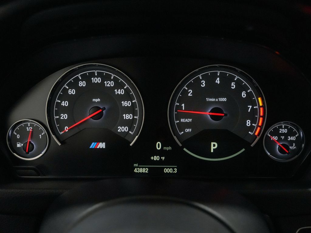 Used 2015 BMW M4 Coupe w/ Executive Package RWD image 13