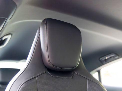 Certified 2025 Porsche Taycan RWD image 60