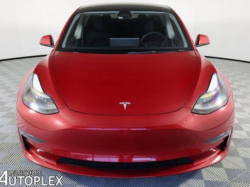 Used 2023 Tesla Model 3 Performance image 2