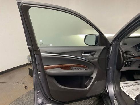 Used 2020 Acura MDX SH-AWD image 9