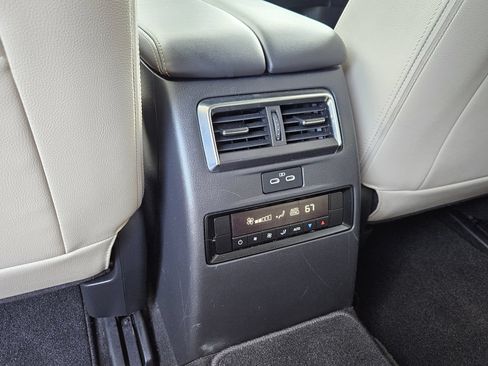 Used 2024 MAZDA CX-90 Plug-In Hybrid w/ Premium Pkg AWD/4WD image 21