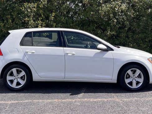 Used 2017 Volkswagen Golf Wolfsburg Edition FWD image 9