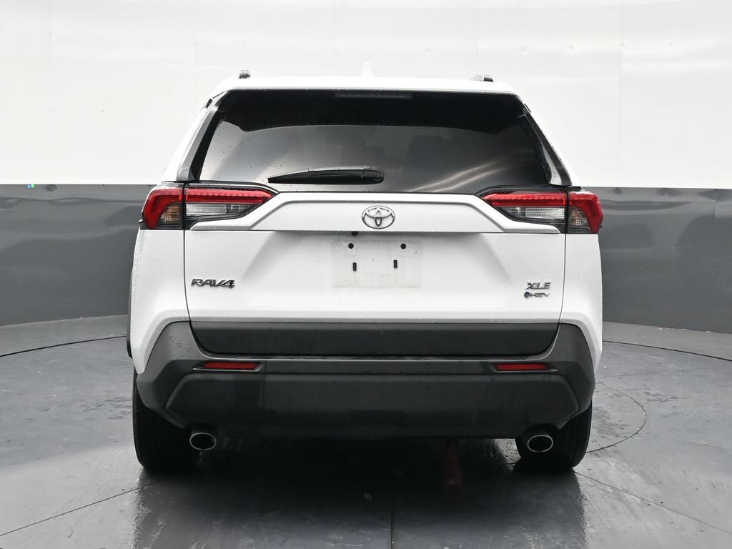 Used 2025 Toyota RAV4 XLE w/ Weather Package AWD/4WD image 4
