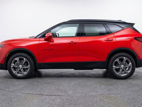 Used 2025 Chevrolet Blazer LT FWD image 5