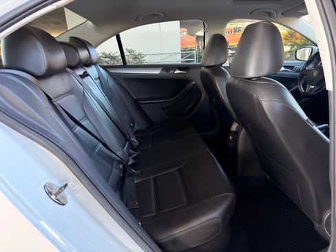 Used 2013 Volkswagen Jetta TDI FWD image 27